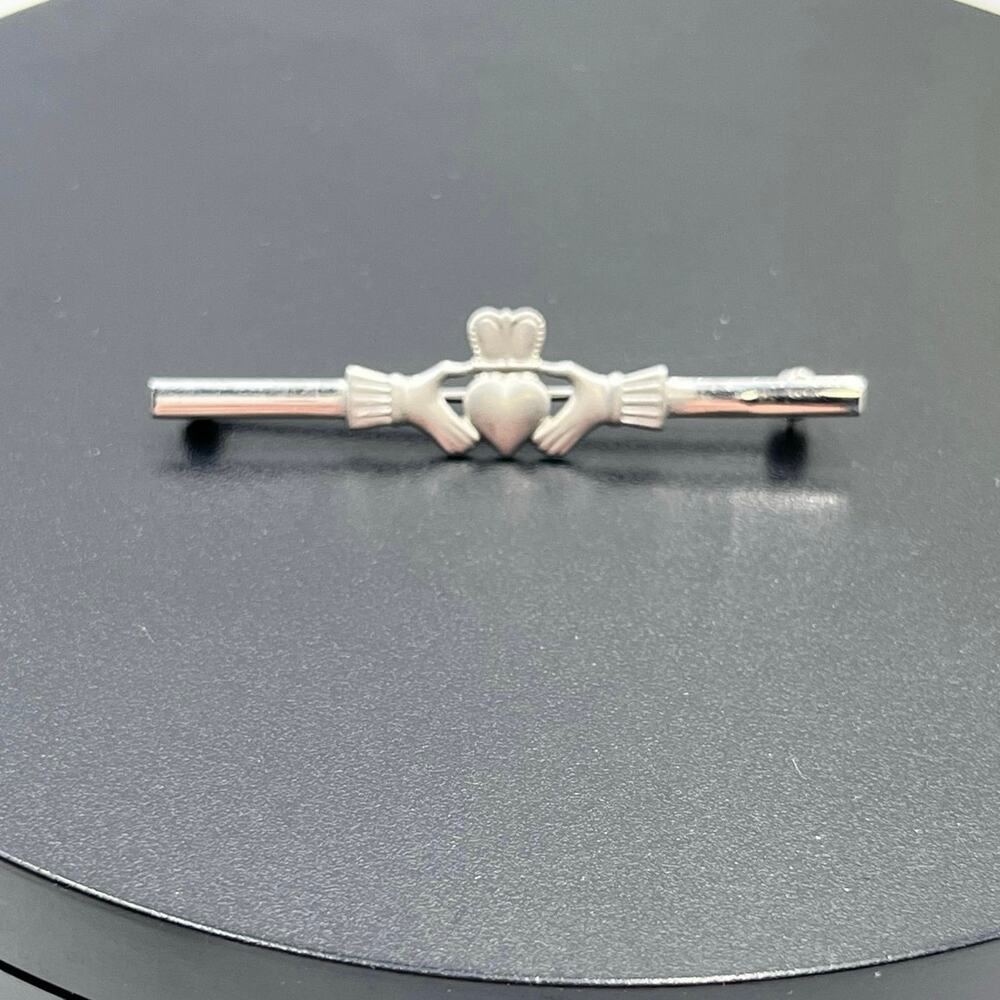 Sterling Silver Vintage AU Maker Irish Heart Hand Crown Claddagh Bar Brooch